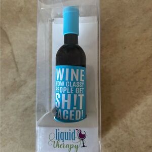 Wine Opener/Corkscrew/Magnet
